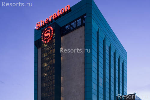 Sheraton Ambassador Hotel 